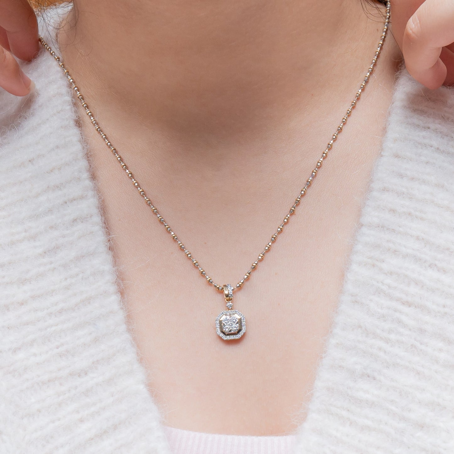 14K Yellow Gold Crosslight Pendant