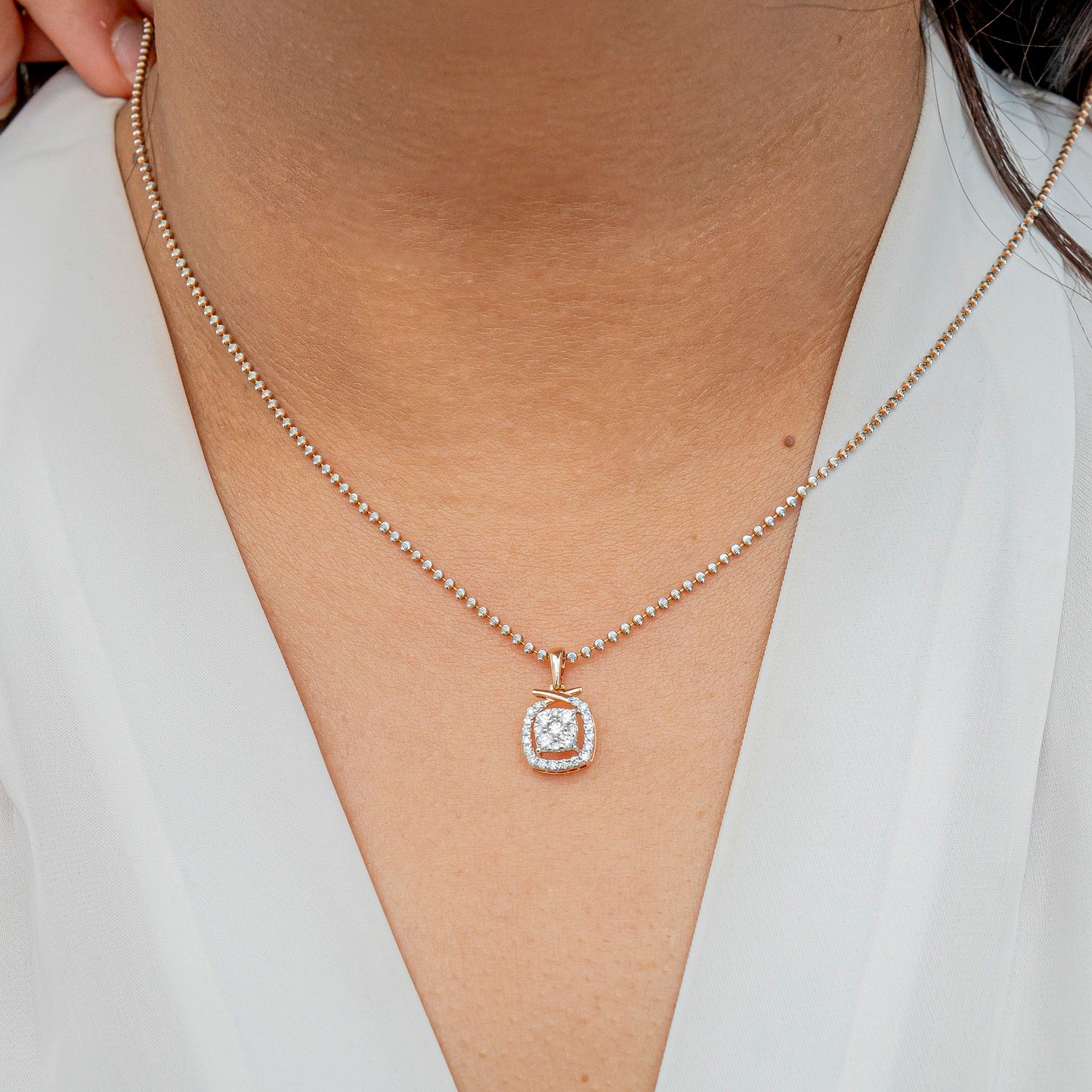 Cluster Halo Square Pendant