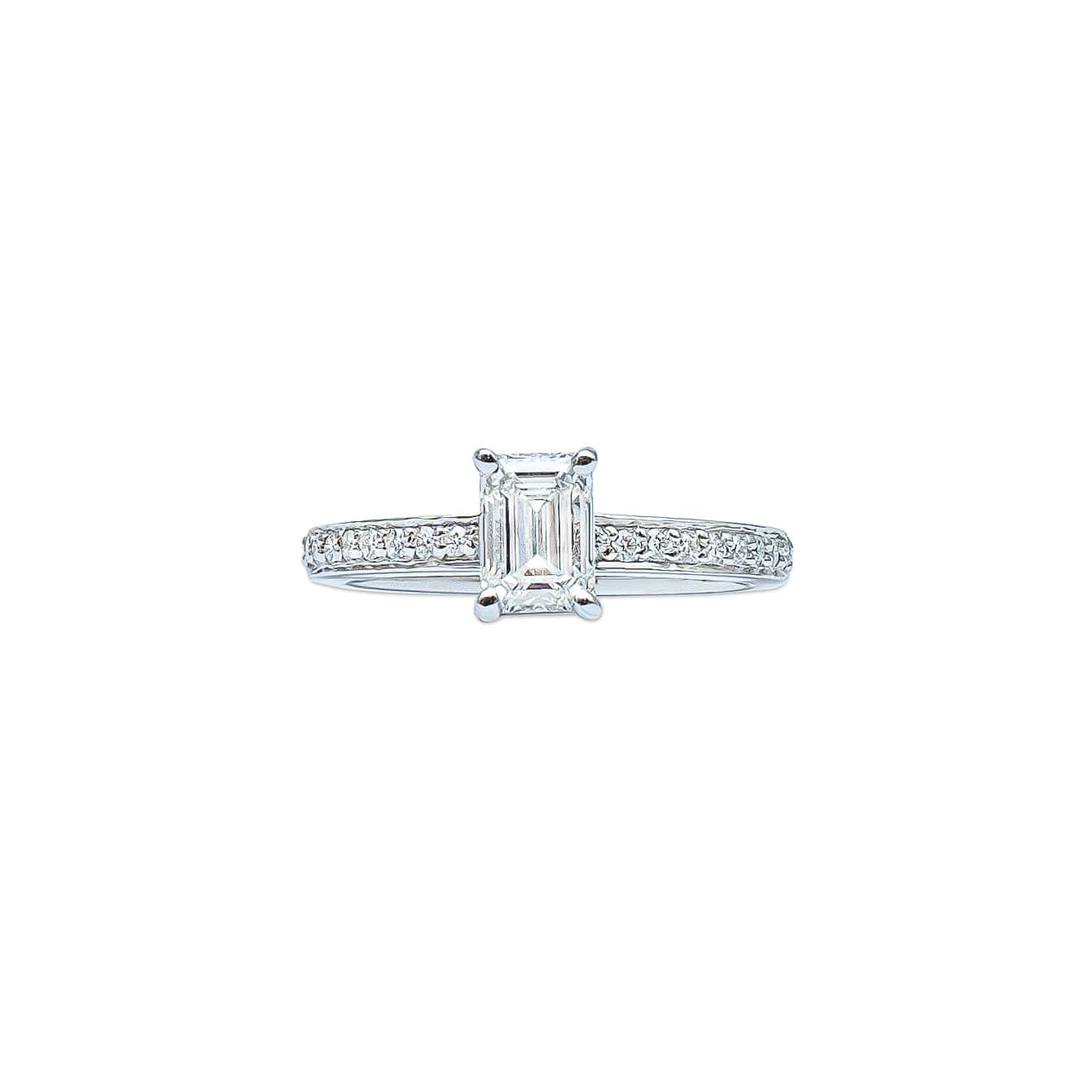 The Lumière Solitaire