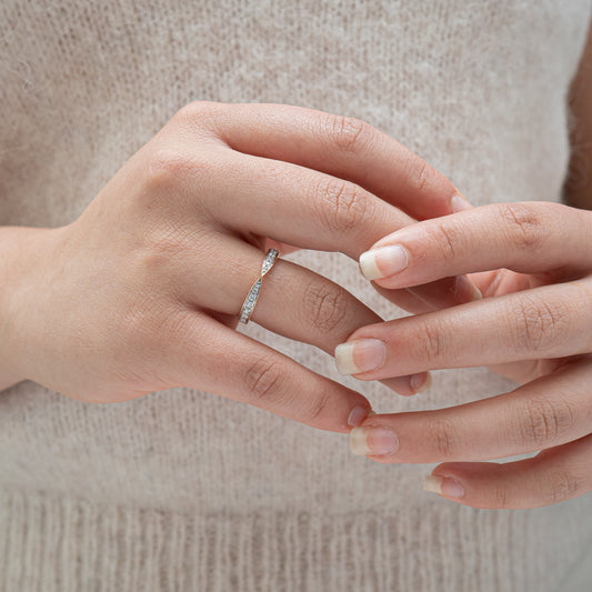 Diamond Bow Stackable Band