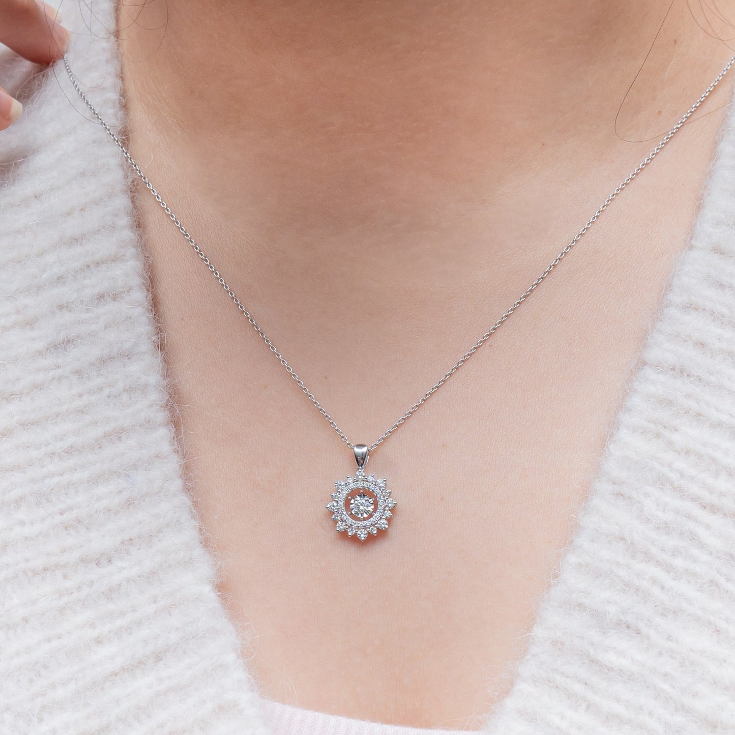 White gold Floral dancing diamond pendant