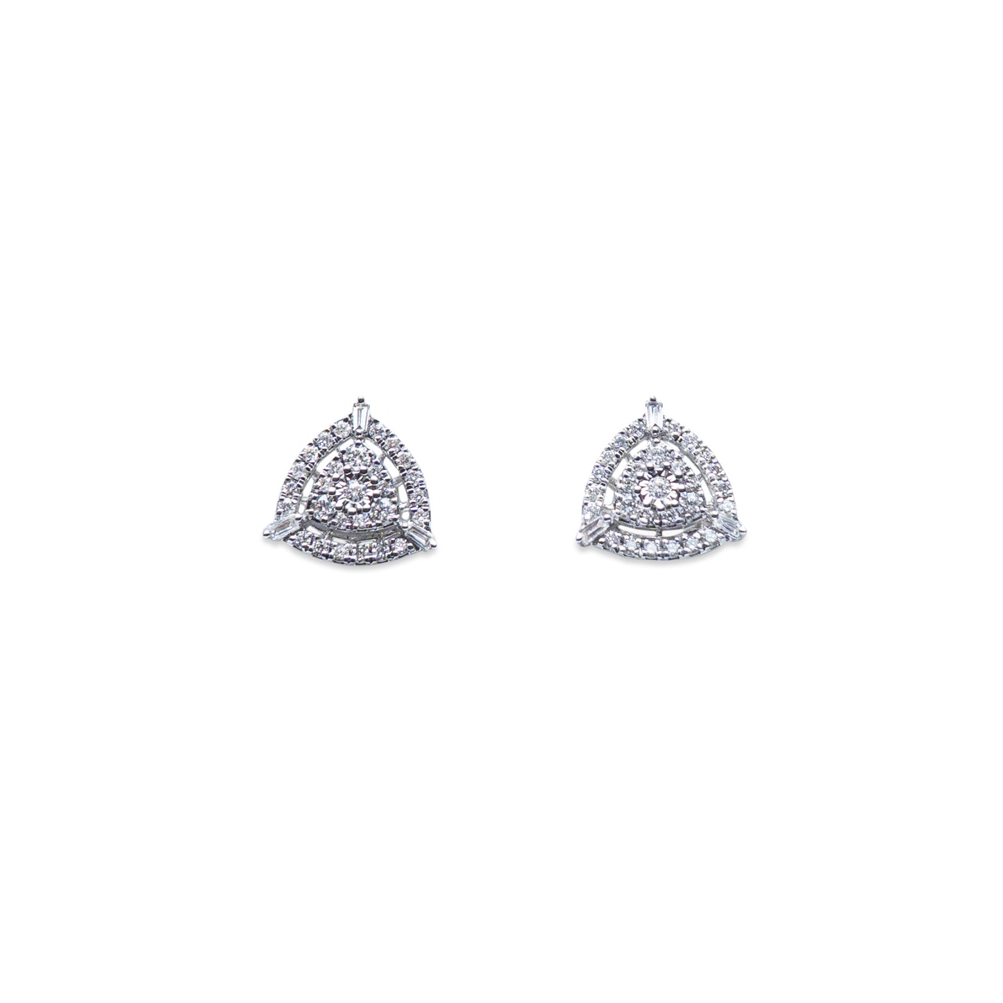 Cluster with halo diamond earrings