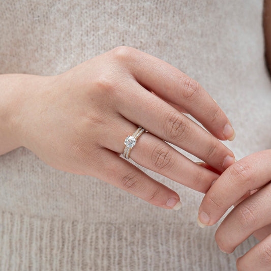 Rosé Cascade diamond ring